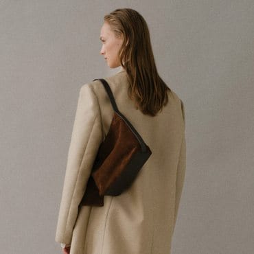 로서울 Mini pulpy hobo bag Suede chestnut