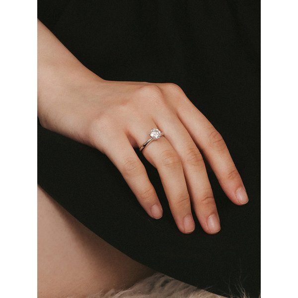 솔리테어 6프롱 큐빅 반지 [1캐럿]