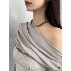 Grey pearl Necklace