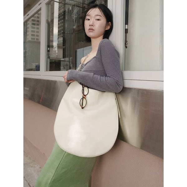 Oval Egg Bag X-Large Cream