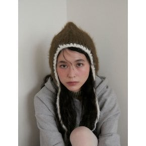 STITCH EARFLAP BEANIE (KHAKI)