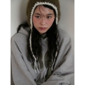 STITCH EARFLAP BEANIE (KHAKI)