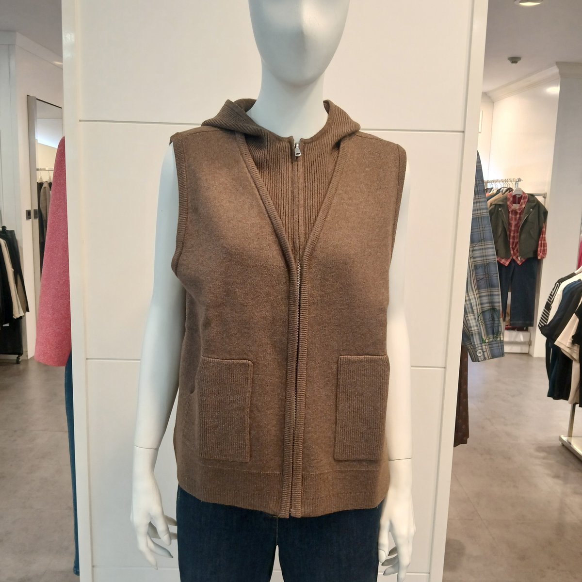 확대된 대표 1