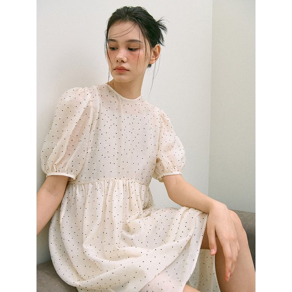 [SET] Polka Dot Butter Cream Dress & Beige Camisole Dress