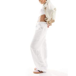 4542682 Tommy Hilfiger Harper linen pants in white - part of a set