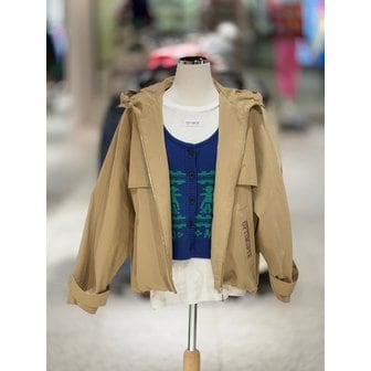 베네통 [파주점] 플랩 후드 숏 점퍼 BAJPB6511-BG