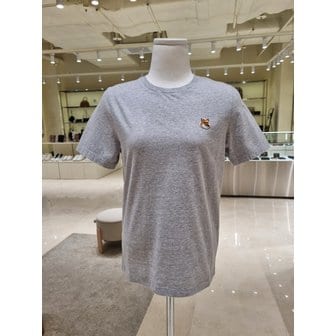 메종키츠네 [부산점] 여성 폭스 헤드 패치 레귤러핏 반팔 티셔츠 LW00105KJ0008-H120