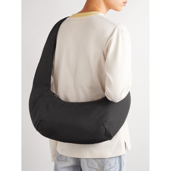 패디드 페이퍼 나일론 메신저백 1647597331121736