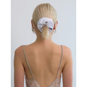 SCRUNCHIE / MID / EYELET / WS / WHITE