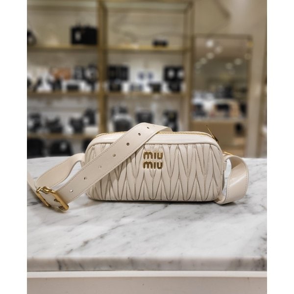 [시흥점] 여성 퀼팅 나파 숄더백 5BC158-N88-F0009