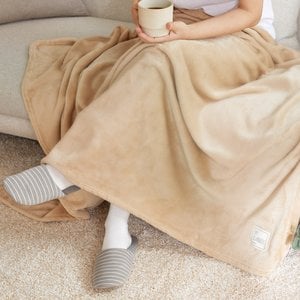 라이크홈 [오코텍스 인증] 포근한 극세사 캠핑 무릎 솔리드 담요 극세사 담요 중형 (100X160)