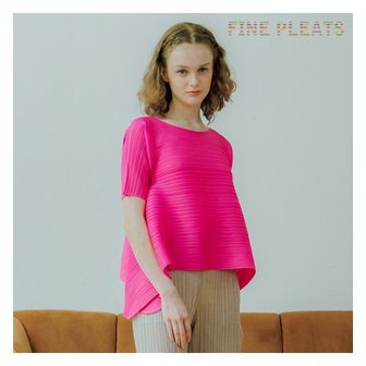  [FINE PLEATS] 피네 플리츠 반팔 날개 블라우스 핫핑크