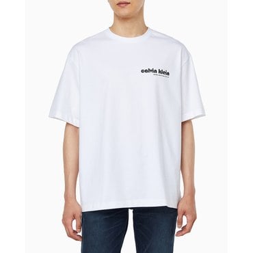 Calvin Klein Jeans 남성 릴렉스핏 바우하우스 로고 반팔 티셔츠 (4RC829G)