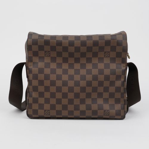 https://image-cdn.trenbe.com/resale-product-photo/869827/1789548267583-f00bb8e1-bac8-4407-b33a-96c6861e63df.jpg