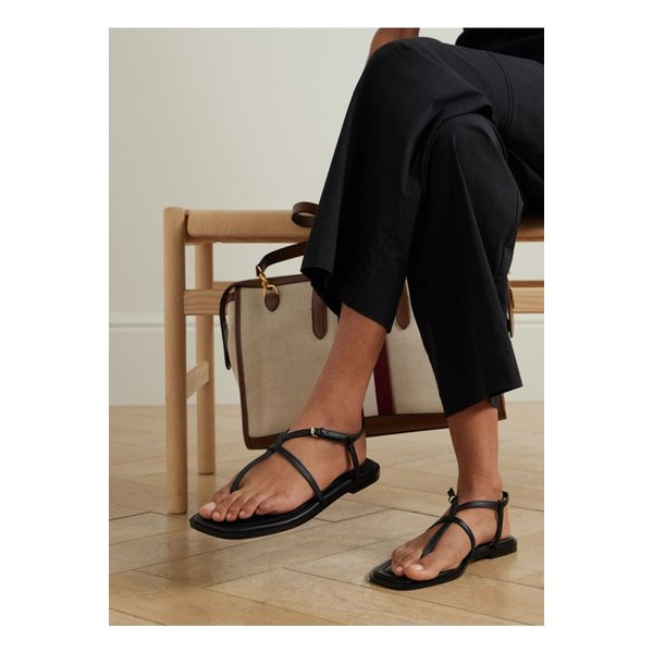 에머리 렘리 가죽 샌들 블랙 46376663162850558