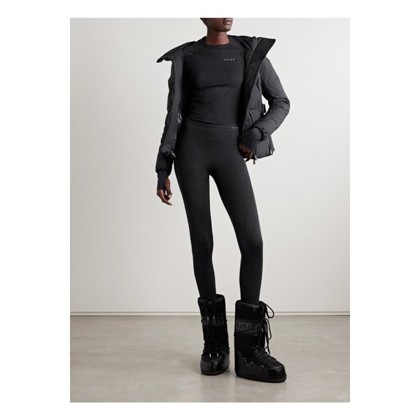 팔케 울 혼방 탑 블랙 1647597343753977