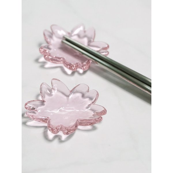 행운 네잎클로버 벚꽃 유리 젓가락받침 수저받침