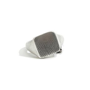 SEWN SWEN SILVER SCRATCH SIGNET TWISTED RING