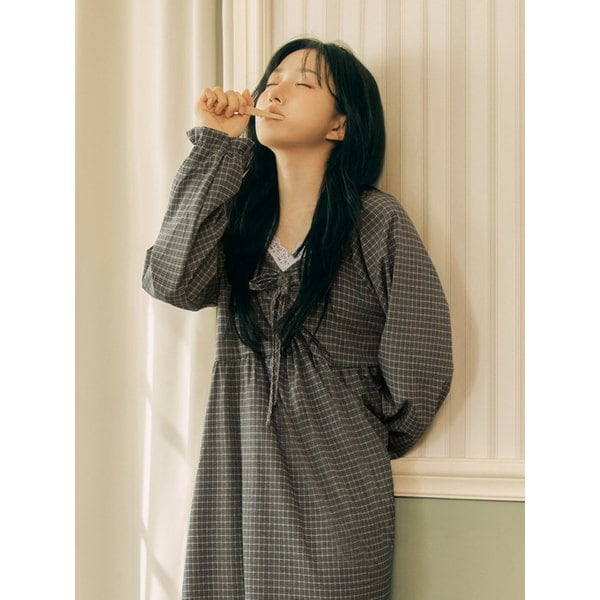 실크핏 더스트 긴팔 잠옷 원피스