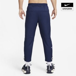 맨즈 나이키 챌린저 트랙 클럽 드라이 핏 러닝 팬츠 NIKE FB5504-410