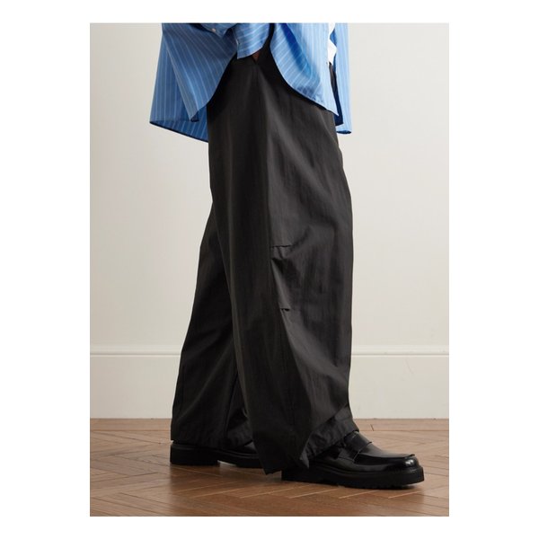 비니스 피터스 글로스드 가죽 로퍼 46376663162939167