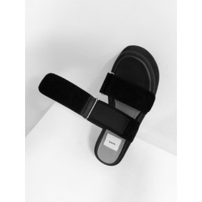HH572_Suede Black