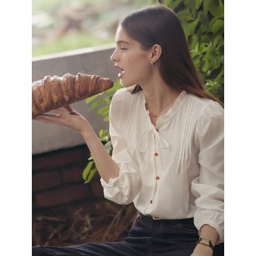 틸아이다이 Neck frill ribbon cotton blouse_Ivory