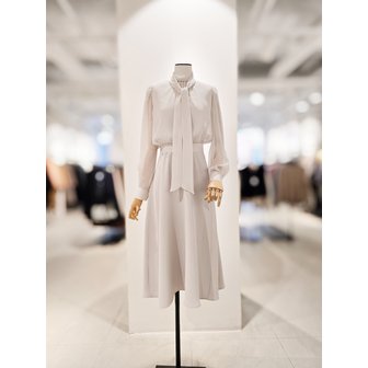 아이잗컬렉션 [파주점] [더아이잗컬렉션]플레어 원피스 + 블라우스 세트 CS3B0OP431