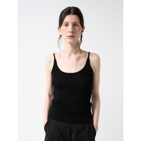 슬리브리스 니트 탑-블랙