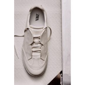 ZARA 자라 RETROSTYLE 트레이너 운동화 화이트 2217820001 2217820 1365230