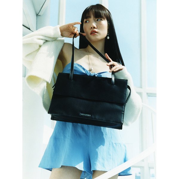 오전 열시_블랙