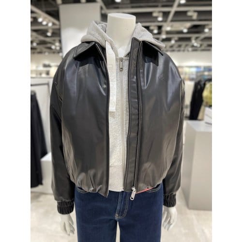 e132300e6bdb9a21b565.jpg