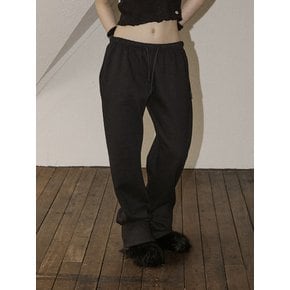 B. CLASSIC SWEAT PANTS - BLACK