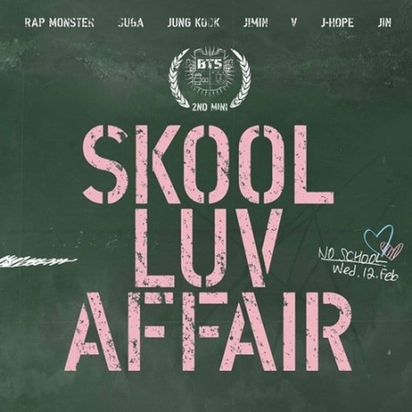 방탄소년단 - Skool Luv Affair (미니앨범) (북클릿 115P + 포토카드 랜덤 1종 온팩)
