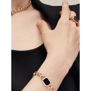 Onyx Signet Chain Bracelet