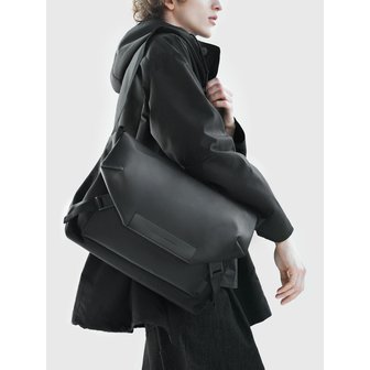 마테마틱 호크 C1 메신저백 크로스백 슬링백 가방