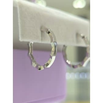 골든듀 [파주점] 아드리아(후프) 화이트골드 원터치 귀걸이 WG 18k 282300011-W
