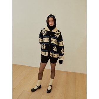 그린버터 Snowflake Alpaca Cowichan Cardigan (Black)