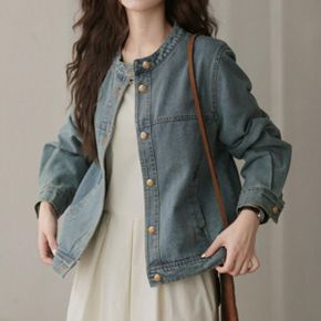 여자 클래식 노카라 골드버튼 중청 데님 긴팔 자켓_P398100097