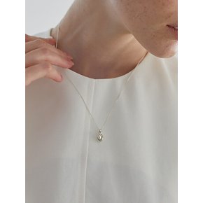 01-23 pebble (Necklace)