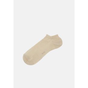 4585404 FALKE ACTIVE BREEZE - Socks cream