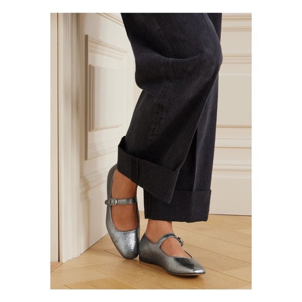 르 몽드 베릴 메탈릭 크랙 가죽 메리 제인 플랫 슈즈 1647597352081529