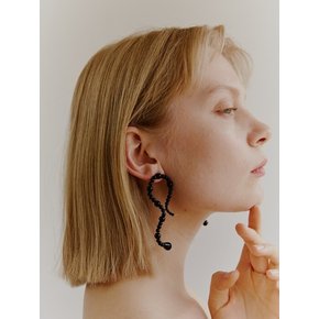 Onyx Wave Earrings