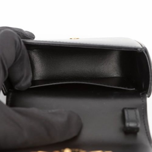 https://image-cdn.trenbe.com/resale-product-photo/872643/1788766211152-6d19de15-05e0-4f37-9f38-e0288586bfba.JPG