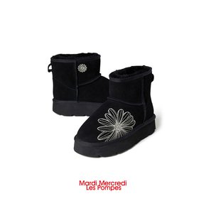 CLASSIQUE UGG BOOTS_BLACK