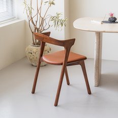 밀리 의자 원목 식탁 카페 인테리어 편한 테이블 디자인 예쁜 CHAIR