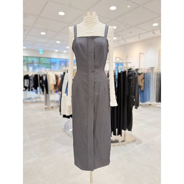 [부산점] 레터링 자수 포인트 등판 트임 롱원피스 EQ4WO961