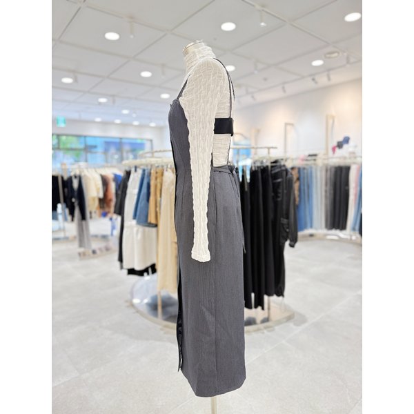 [부산점] 레터링 자수 포인트 등판 트임 롱원피스 EQ4WO961