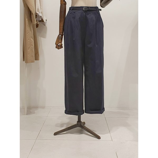 [파주점] 쥬크 주크 벨티드 핀턱 세미배기 팬츠​ V262MSA934