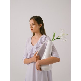 레트흐드레뚜왈 back ruffled lavender dress